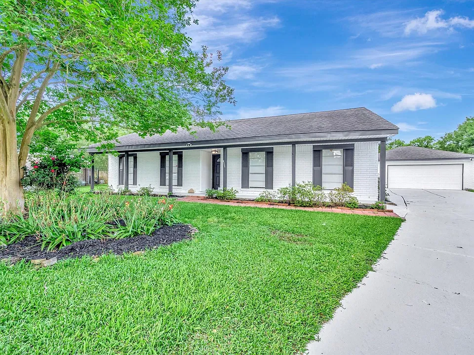 1003 Richvale Ln