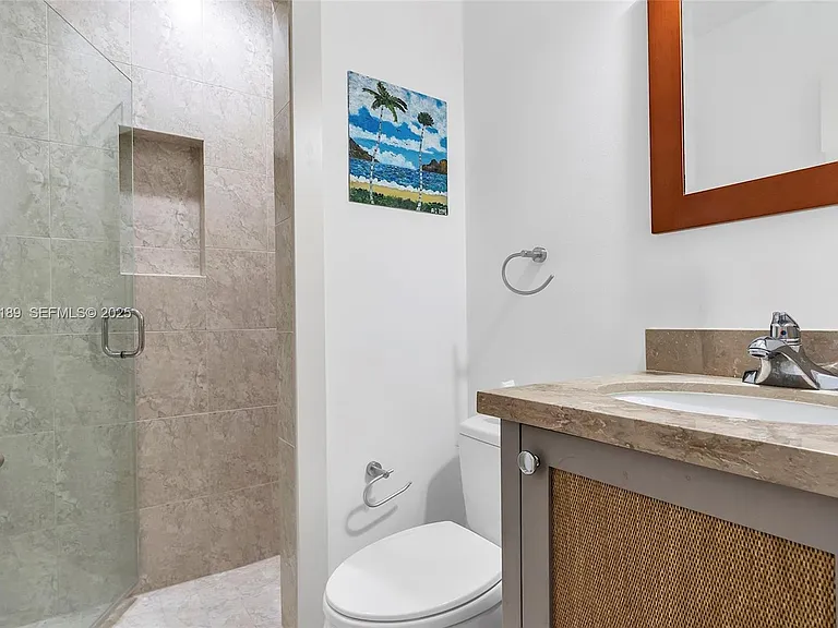 415 Rovino Ave — Photo 47