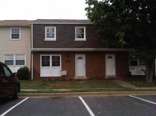 2250 Fort Pickens Ct, Dumfries, VA 22026