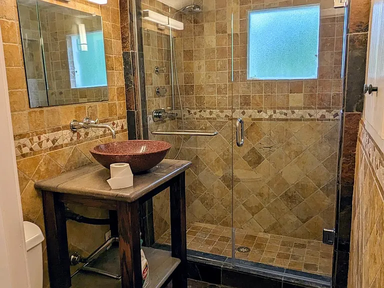 6325 N Haywood Dr — Photo 10
