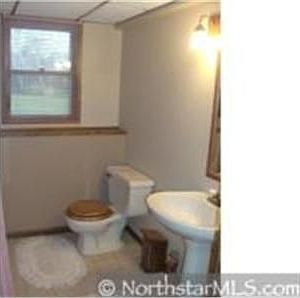 1st image of 414 Arrowhead Dr