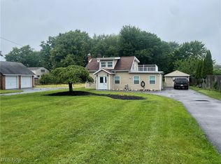 5242 W 220th St, Fairview Park, OH 44126