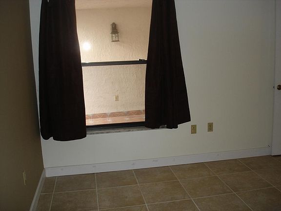 4th image of 9425 Fontainebleau Blvd APT 114