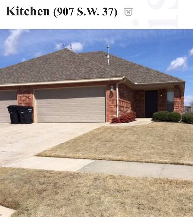 Front view of property