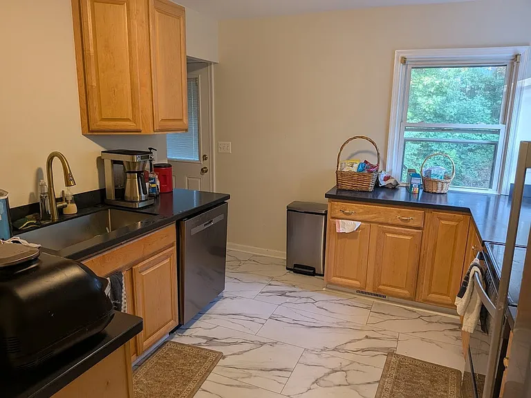 125 W Park Dr — Photo 10