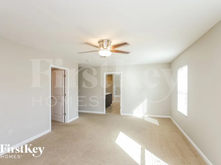 90 Westin Way — Photo 6