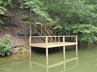 2264 Devault Bridge Rd, Piney Flats, TN 37686