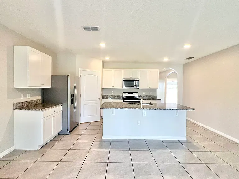 5530 Galloping Dr — Photo 14
