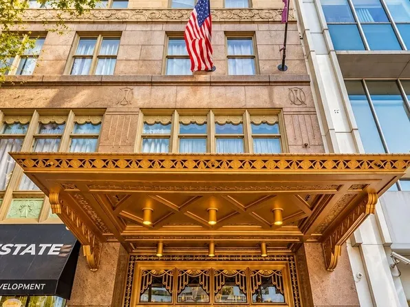 32 Peachtree St NW APT 1305, Atlanta, GA 30303