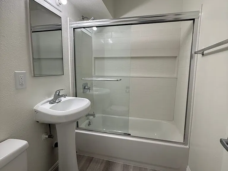 Olivewood Apartments | by Vanguard Property Group — Photo 15