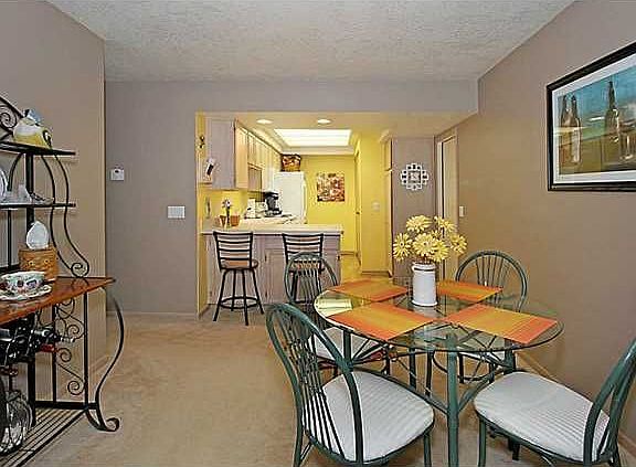 5th image of 413 Turnbury Ln