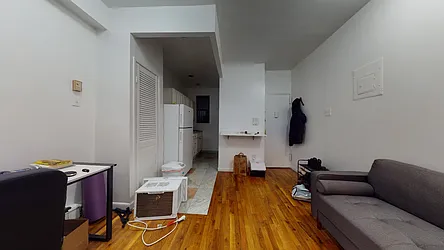 Rented by Bond New York