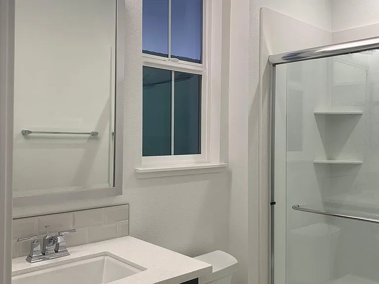 1378 S Wilshire Ave — Photo 2