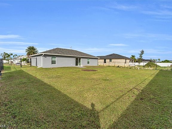 4th image of 2537 NW 20th Pl