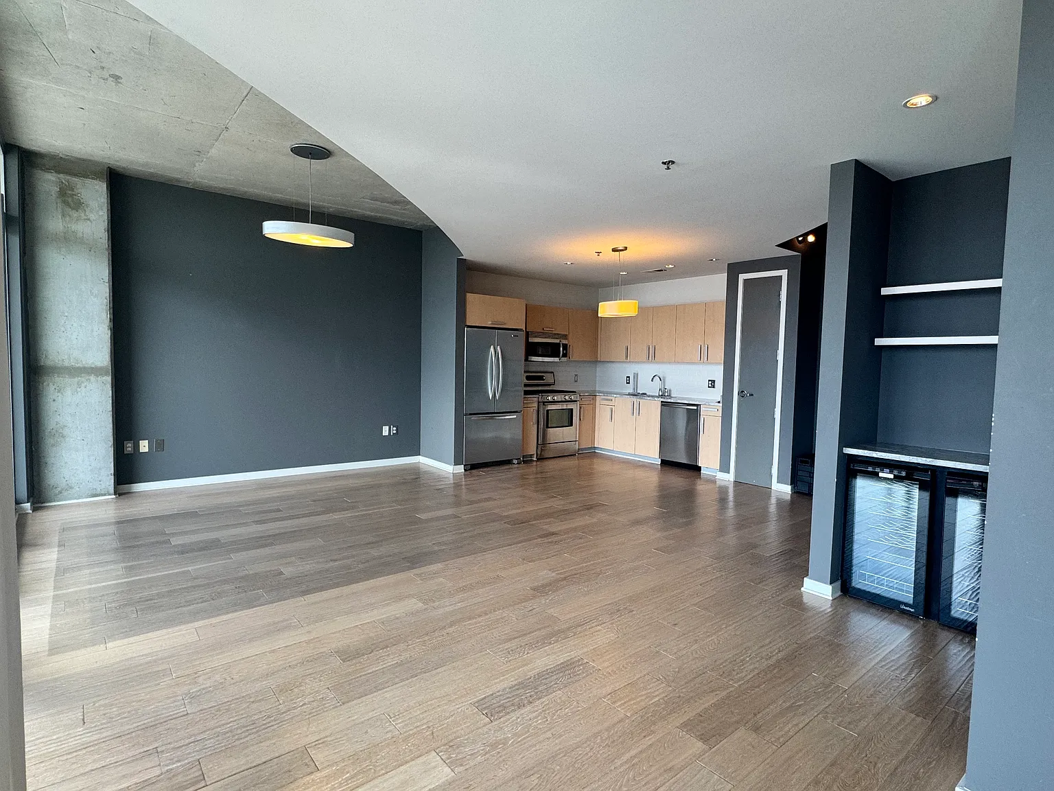 600 12th Ave S — Photo 3