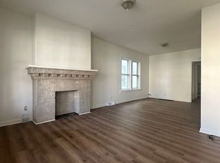 15 Parkview Ave APT 1, Buffalo, NY 14210
