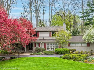 25933 Hersheyvale Dr, Franklin, MI 48025