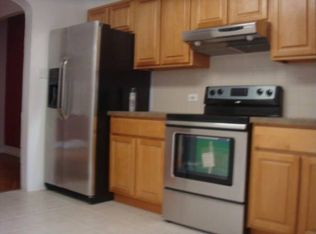 6624 N 17th St, Philadelphia, PA 19126