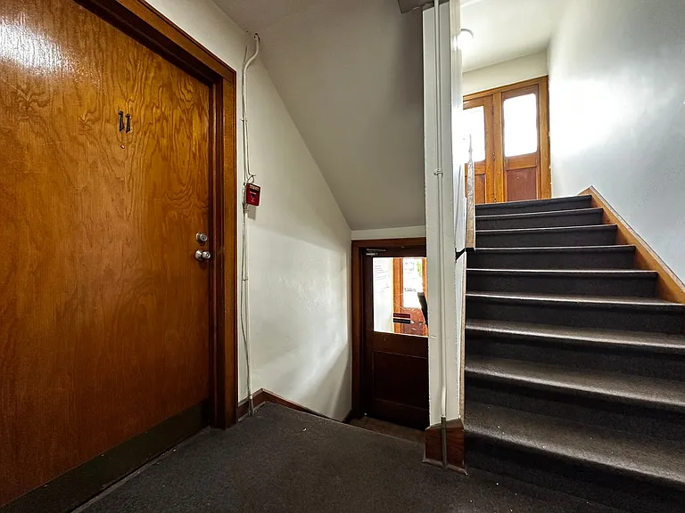 822 Pine St — Photo 47