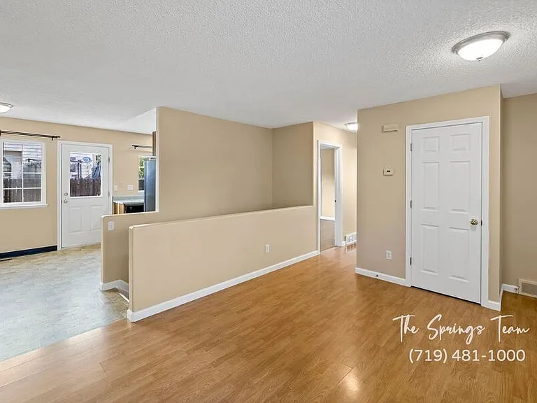 5833 Bow River Dr — Photo 7