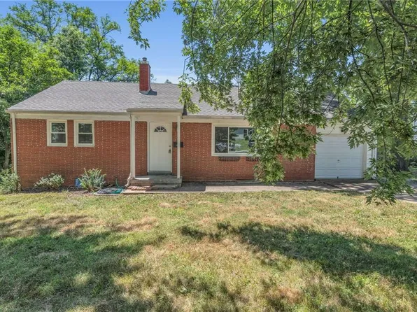 5110 N Garfield Ave, Kansas City, MO 64118