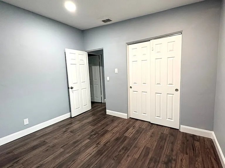2455 Princeton Rd — Photo 16