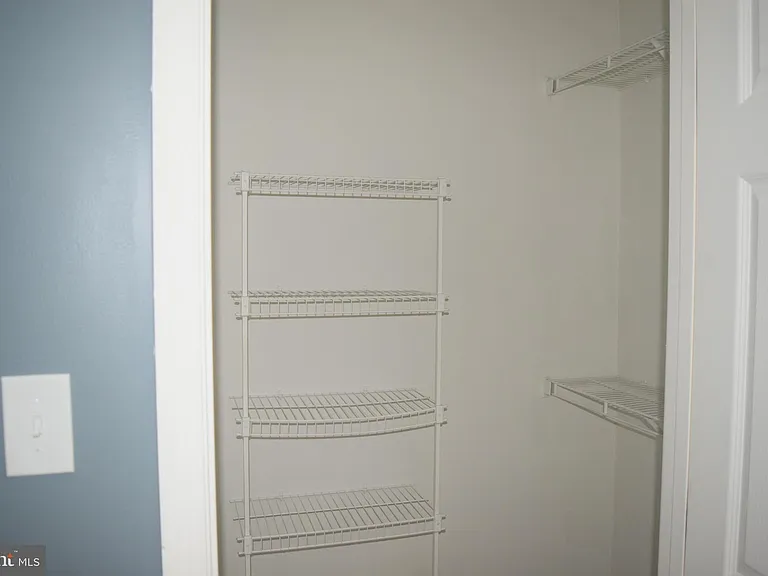 326 Larose Dr — Photo 20