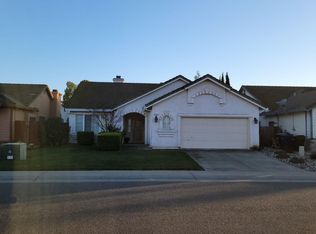 8954 Chantal Way, Sacramento, CA 95829