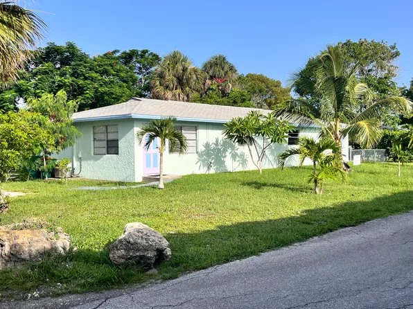 2658 Mangrove St, Naples, FL
