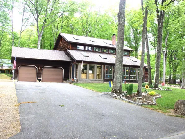 114 Poplar Ln, Kunkletown, PA 18058