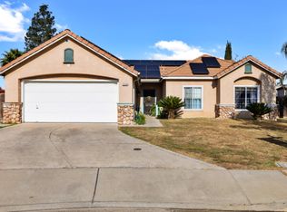 3159 Joy Ct, Selma, CA 93662