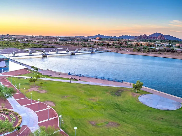 Tempe Beach Park 2 blocks away.