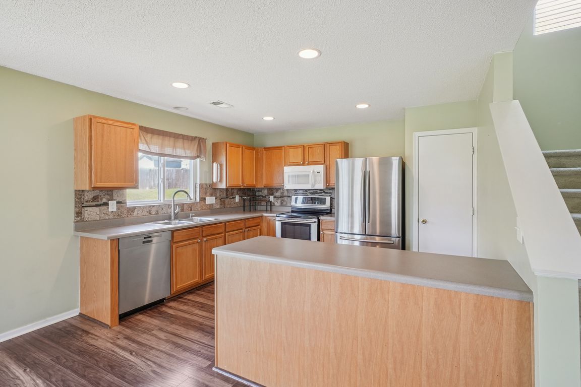 Ladish Ln-S0508-012.jpg