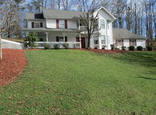 107 Cedar Rdg, Ripley, WV 25271