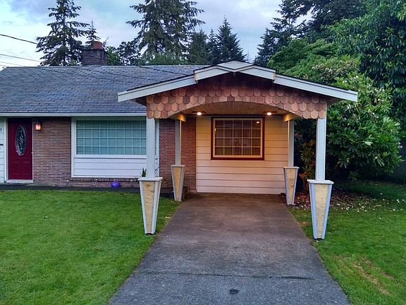 4th image of 8120 N Way SW