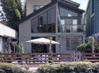 240 Linnie Canal, Venice, CA 90291