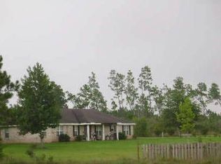 24226 Enchanted Ave, Pass Christian, MS 39571