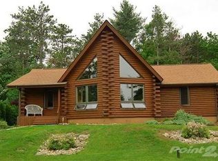 N7841 Kettle Moraine Dr, Whitewater, WI 53190