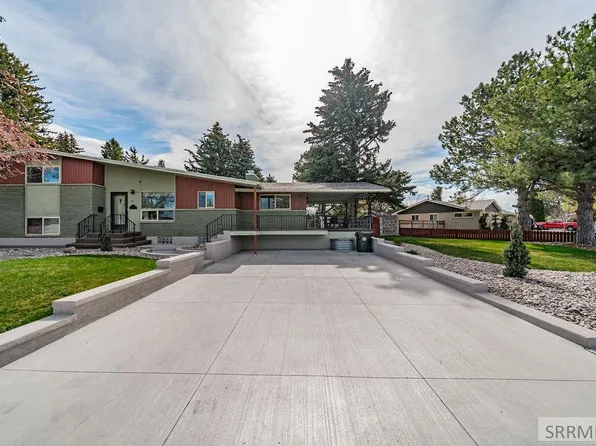 1045 York Dr, Blackfoot, ID 83221