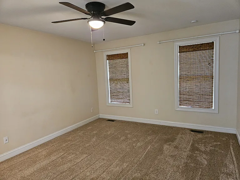 550 Orchard Falls Dr — Photo 8