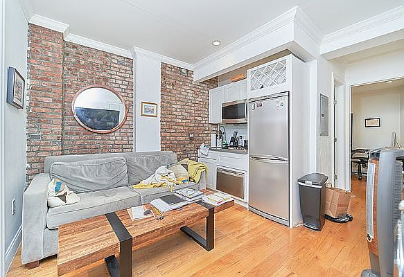 1st image of 233 E 82nd St APT 4C