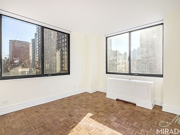 3rd image of 145 W 67th St APT 11G