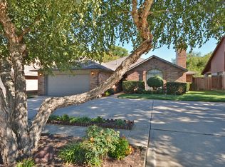 11328 Windmill Rd, Oklahoma City, OK 73162