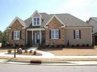 8001 Crookneck Dr, Angier, NC 27501