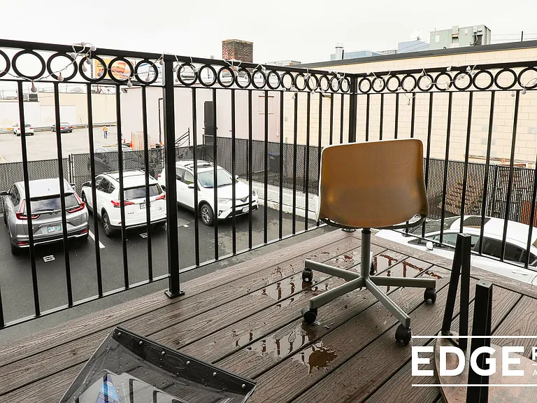 9 Glencoe St #203 — Photo 3