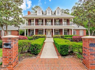1 Magnolia Woods Dr, Humble, TX 77339