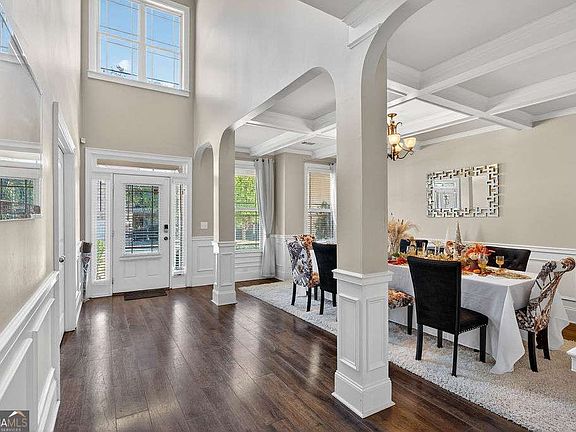5th image of 3809 Maiden Fern Ln