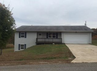 142 Rainbow Hill Ln, Reeds Spring, MO 65737