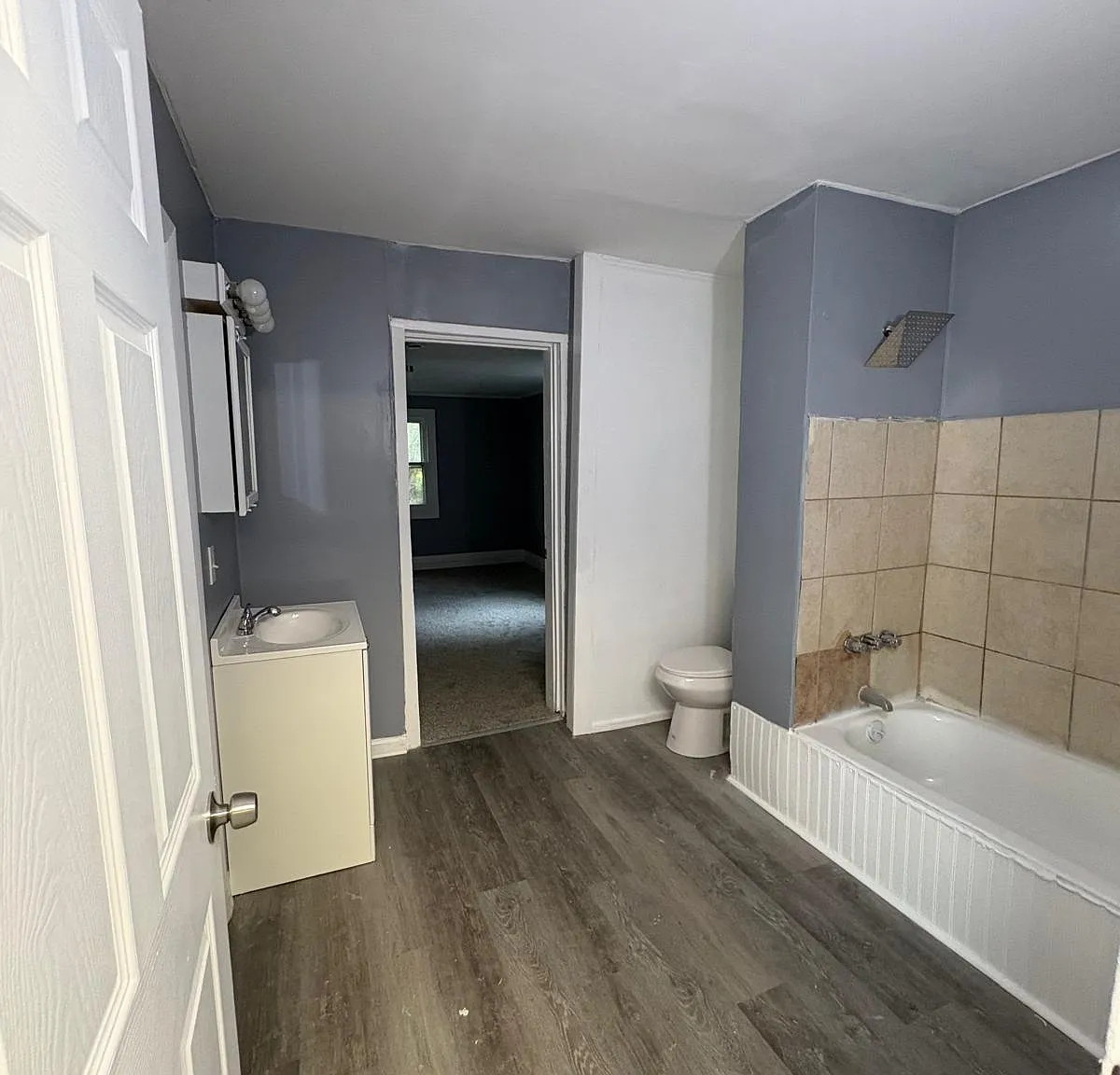 2 bed, 1000 sqft, $995 — Photo 2