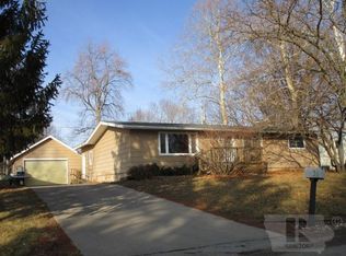 307 E Buchanan Ave, Fairfield, IA